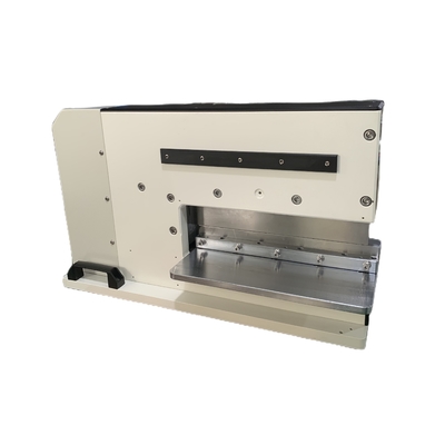 خيارات التوتر والطاقة القابلة للتخصيص لـ 0.3-3.5mm PCB V Cut Machine