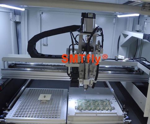 220V 4.2KW جهاز التوجيه باستخدام لوحة الدوائر المطبوعة CNC ، جهاز التوجيه PCB Depaneling